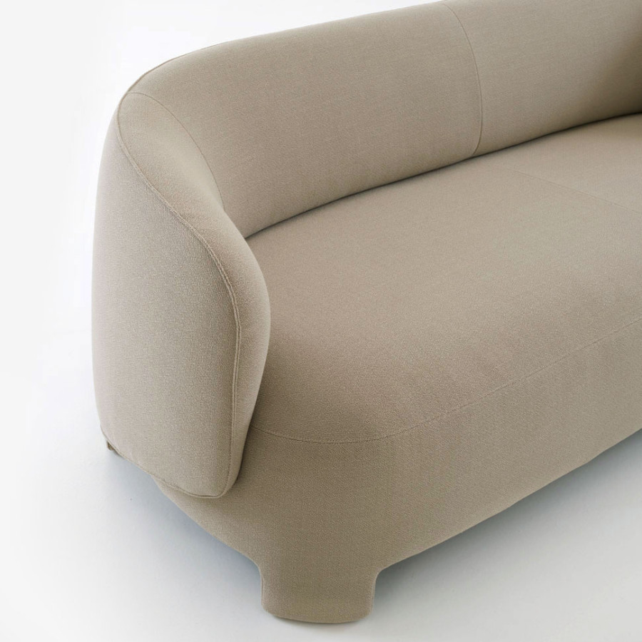 Taru Large settee