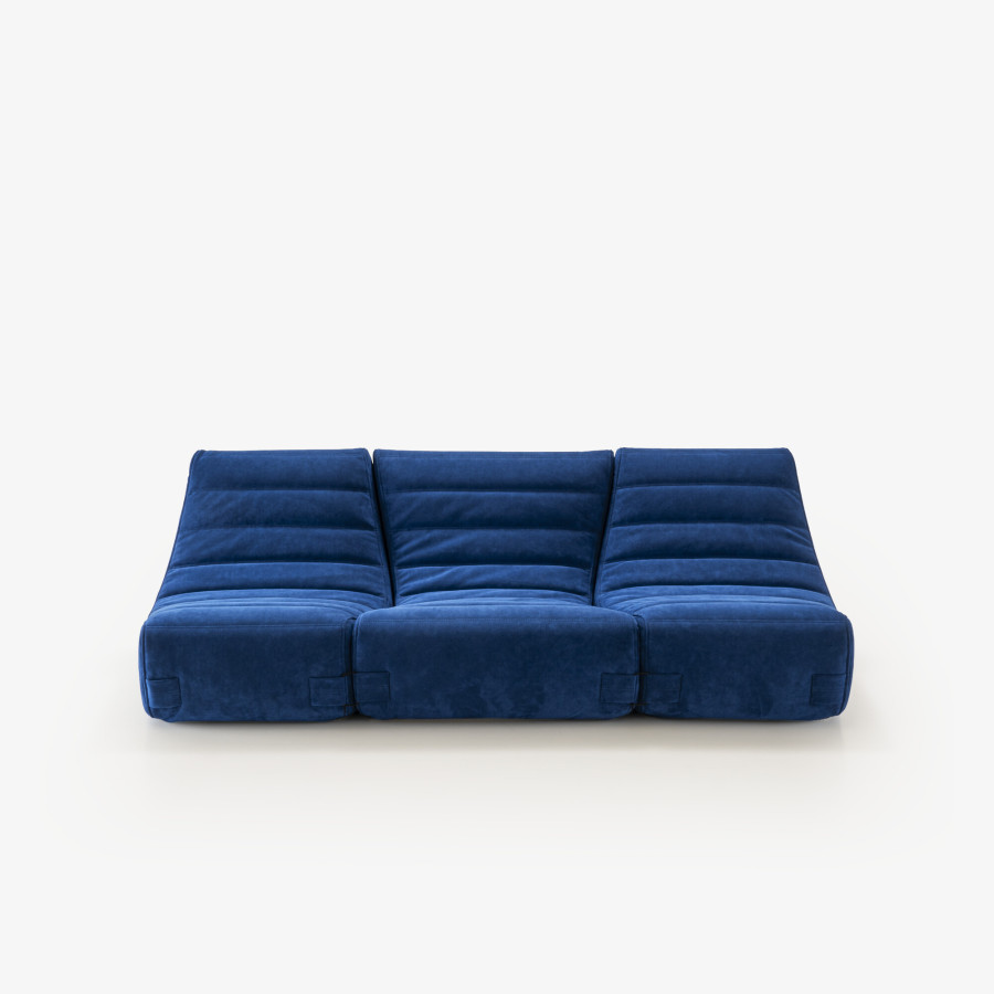 Saparella Settee