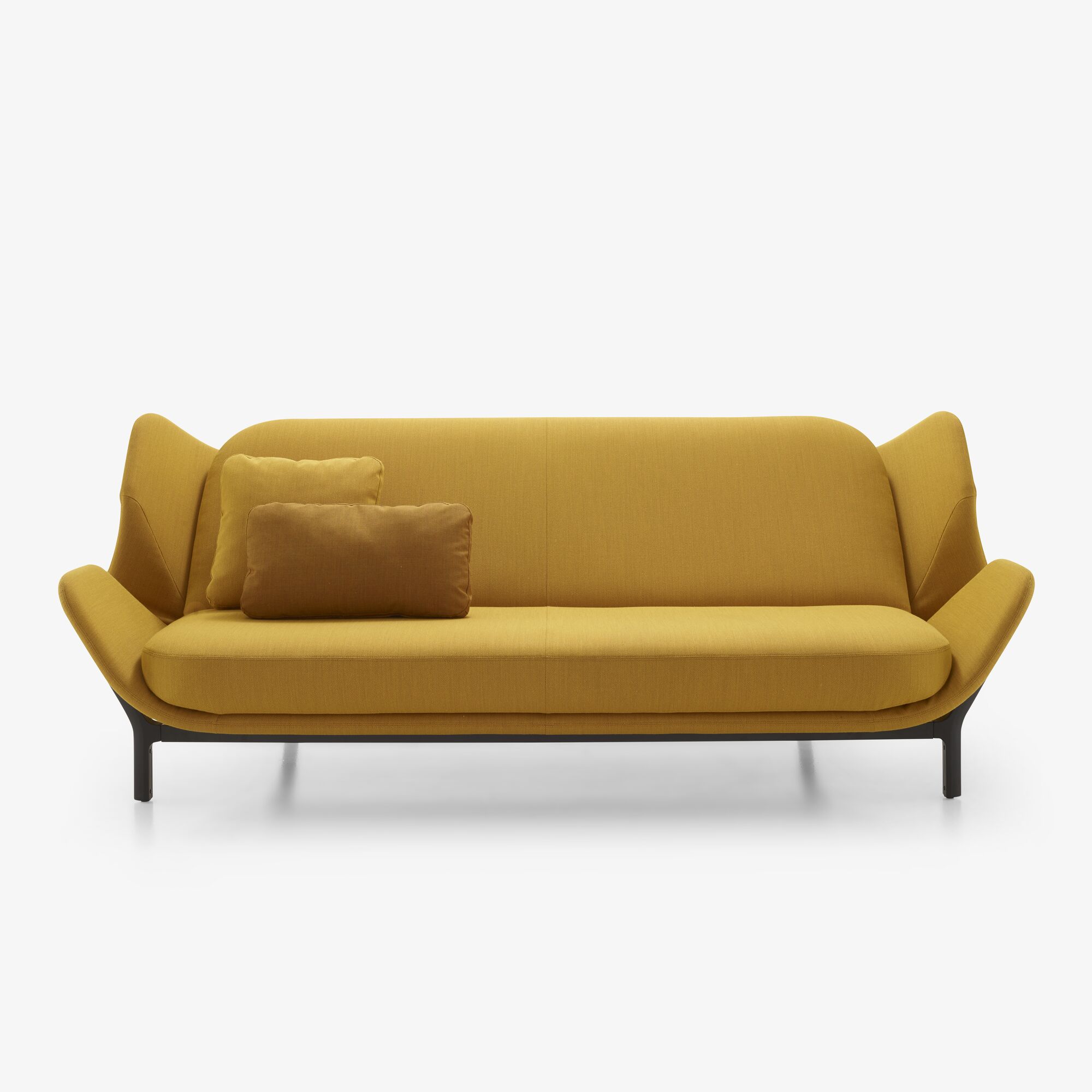 Clam Bed settee with 2 arms