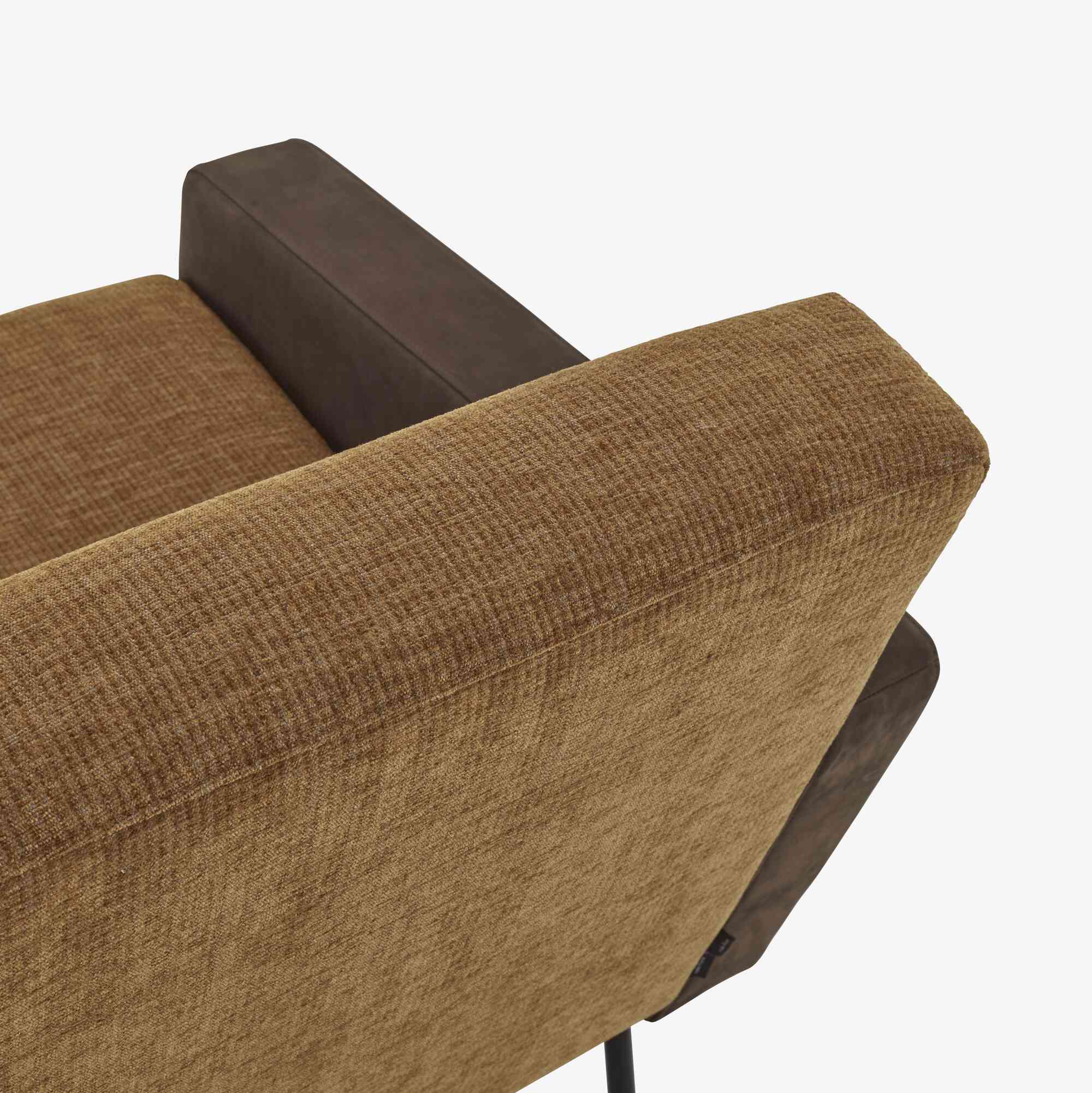 G10 Armchair upholstered arms
