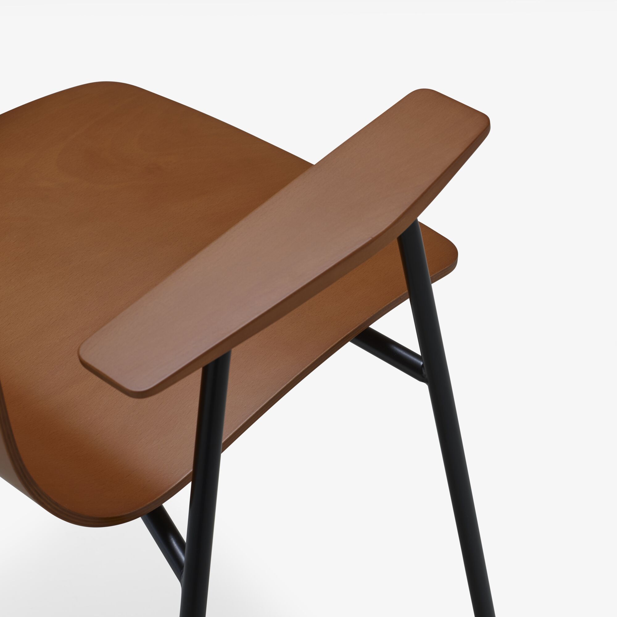 Papyrus Carver chair black lacquered steel base