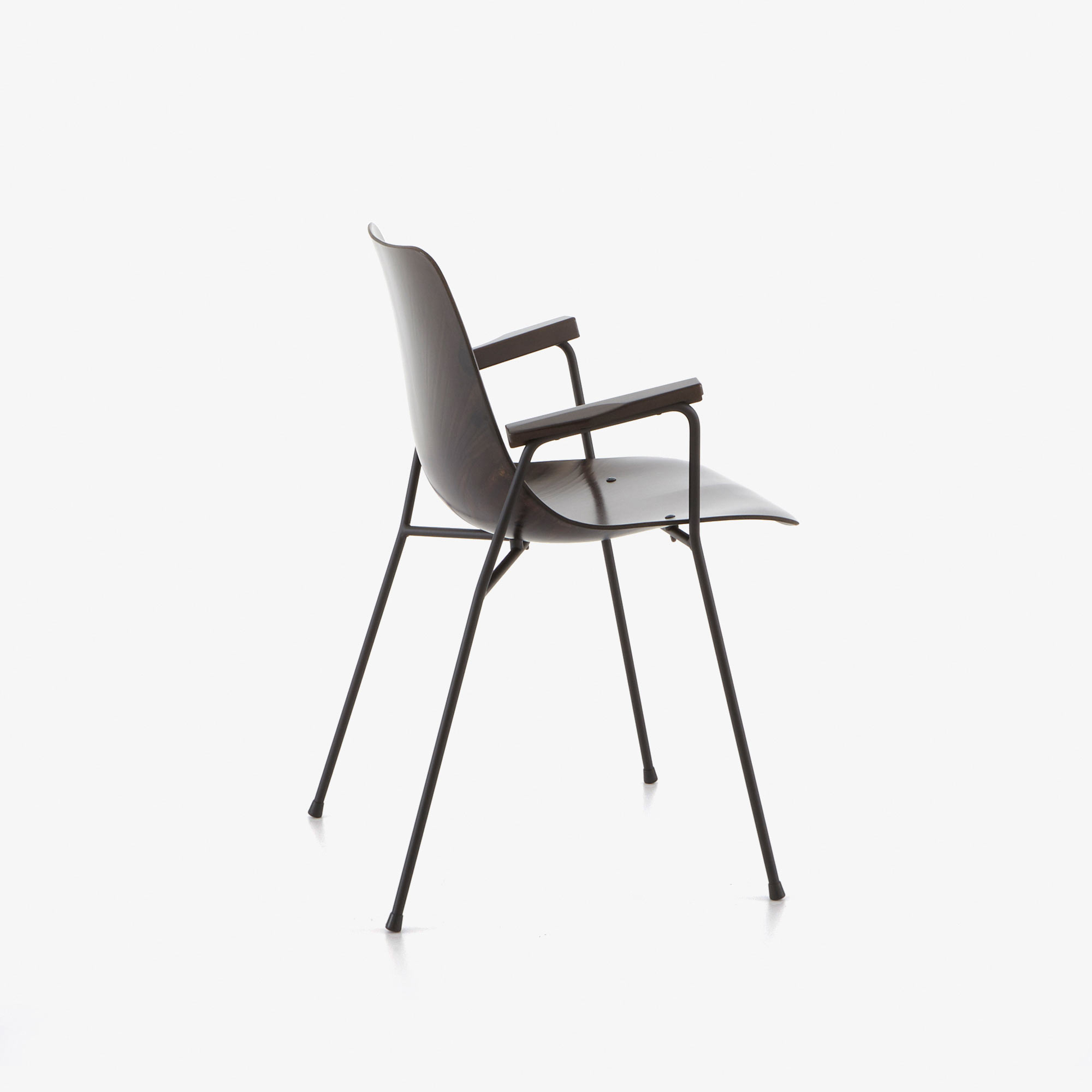 Cm 131 Carver chair