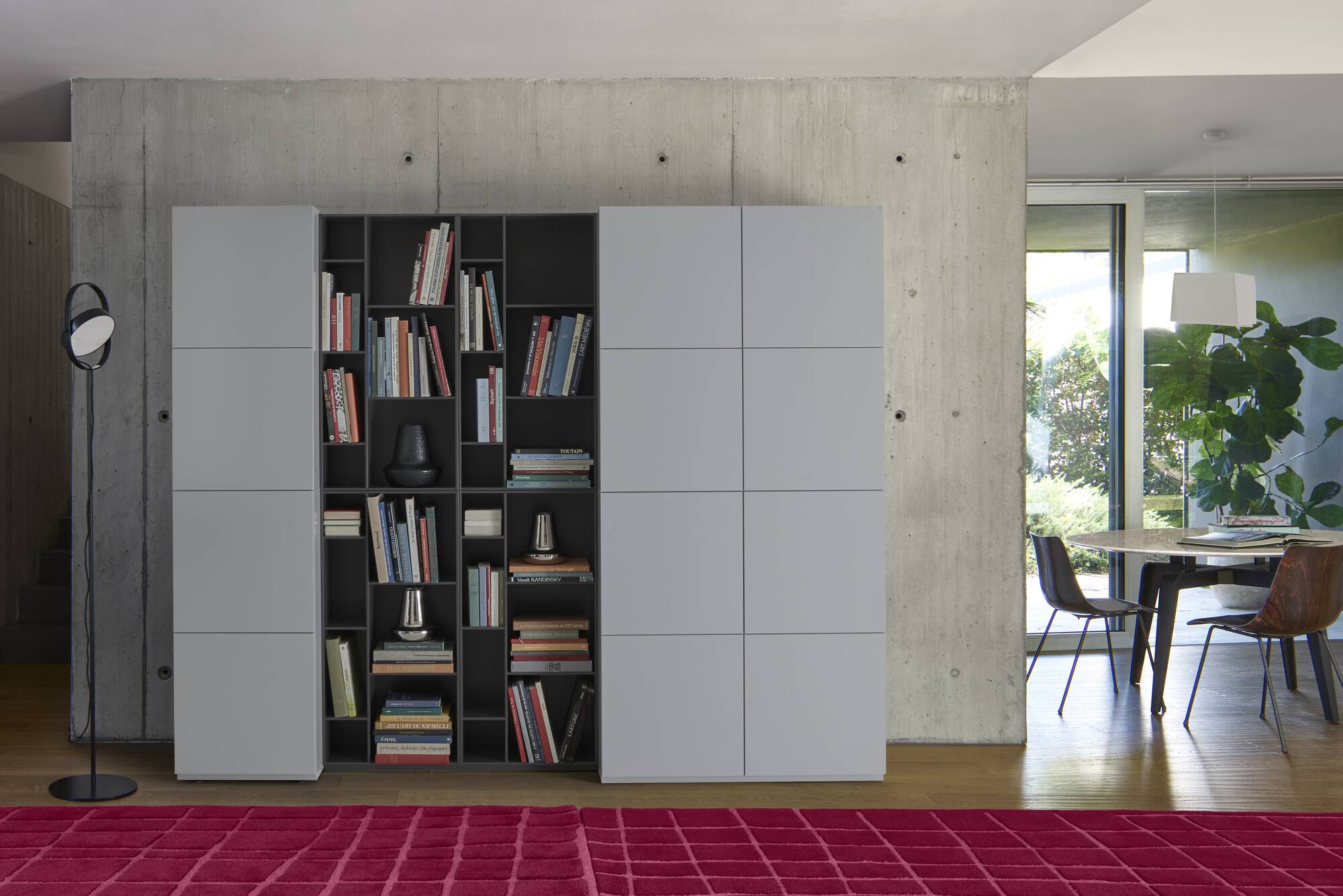 Book&amp;look Composition