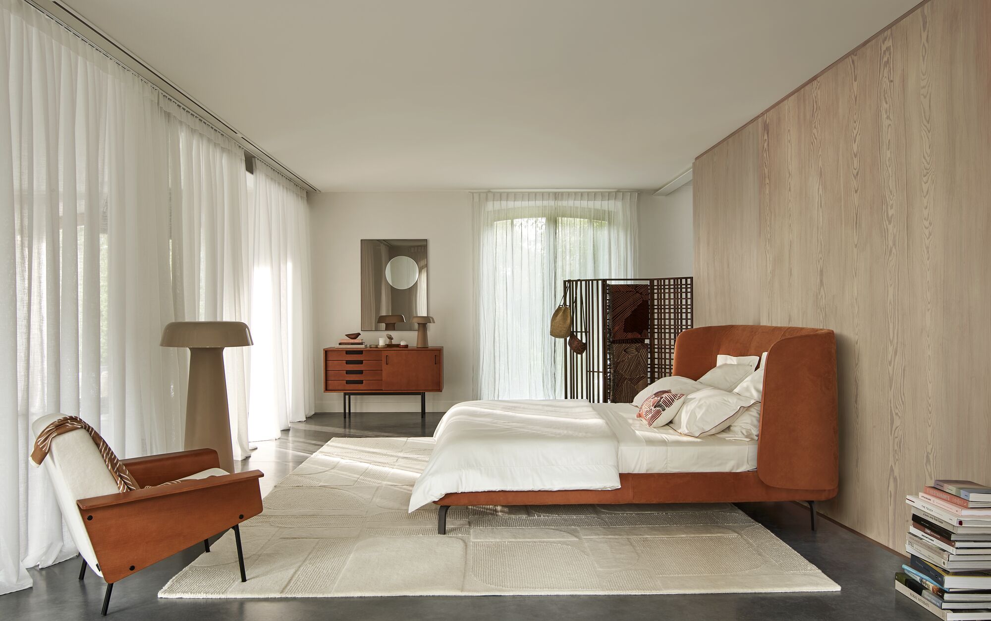 Desdemone Bed high headboard