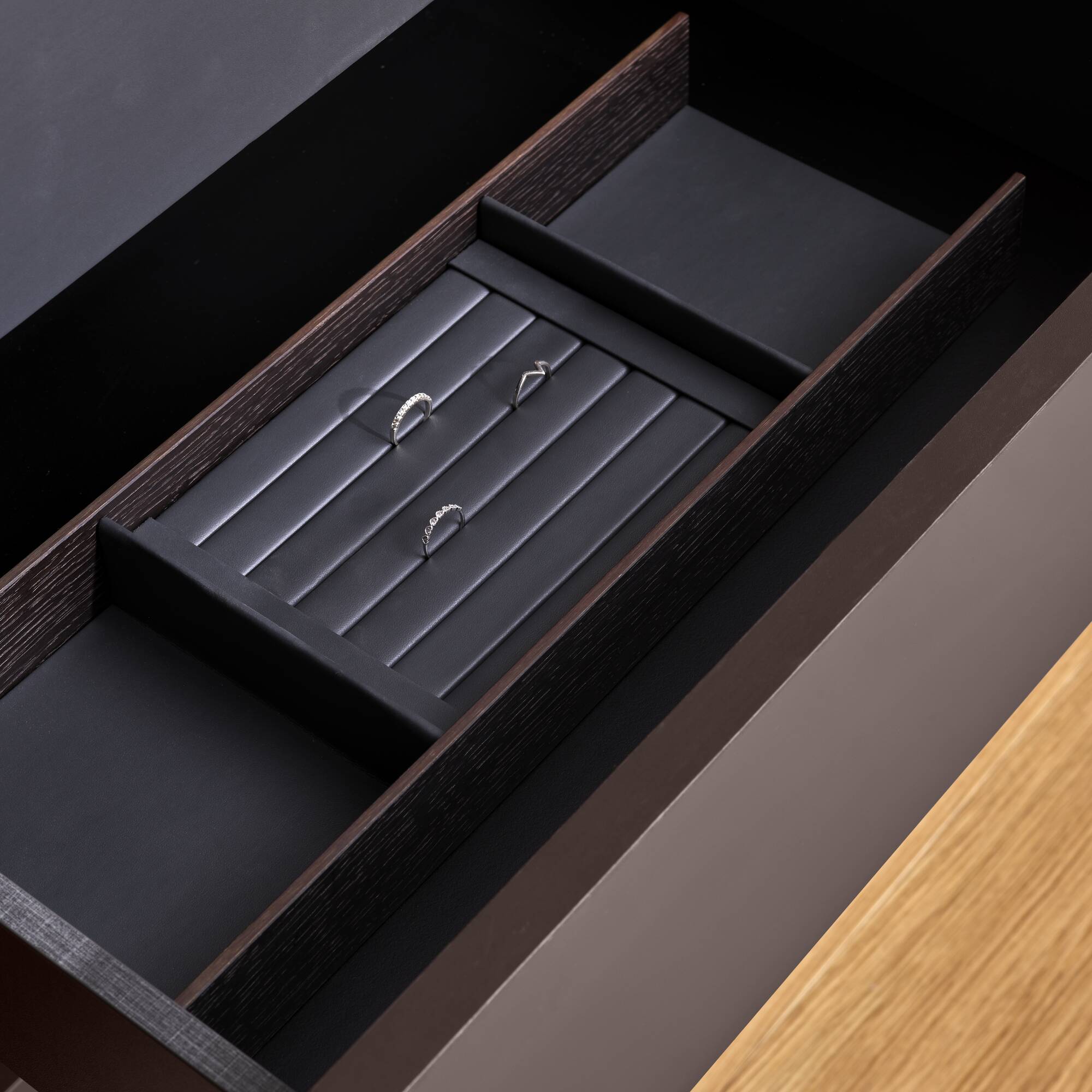 Todana - walk-in closet Composition